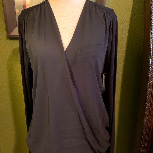 Vince Camuto Tops - NWT Vince Camuto Top